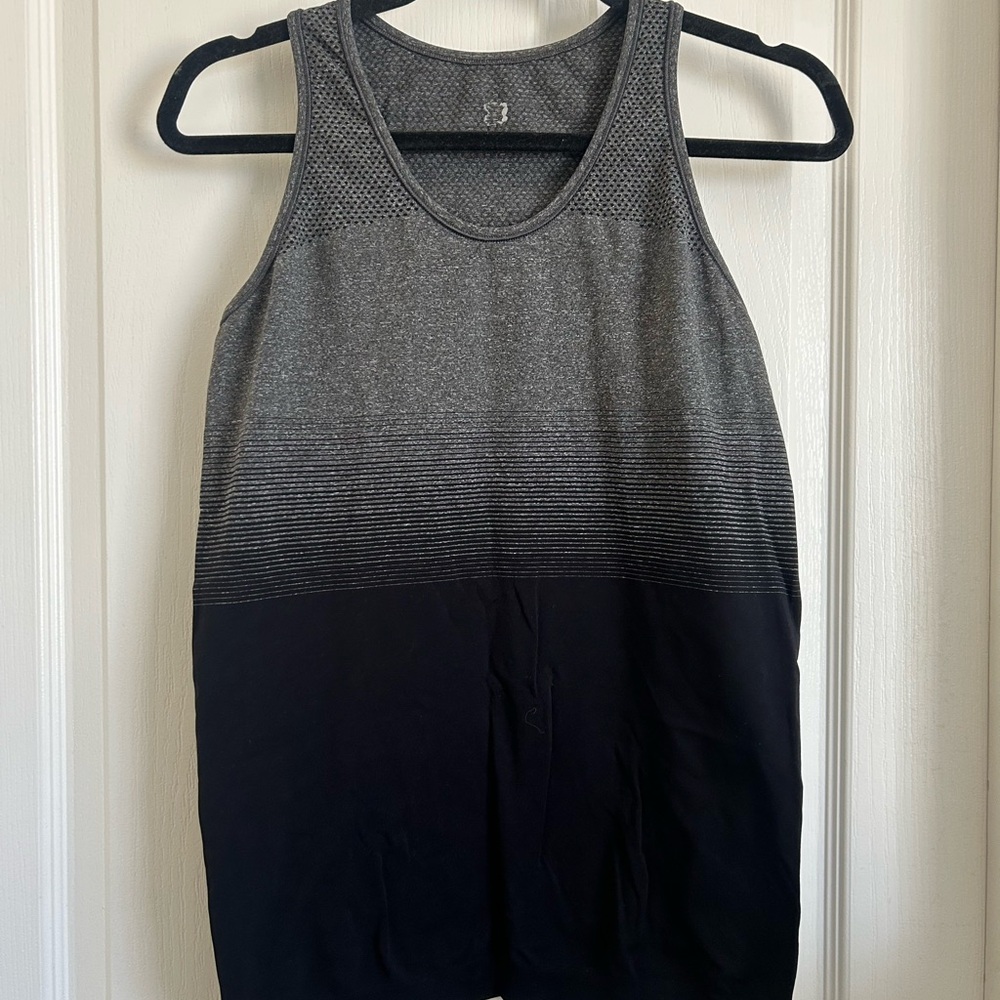 Sweaty Betty Gray to Black Ombre Athletic Tank Top